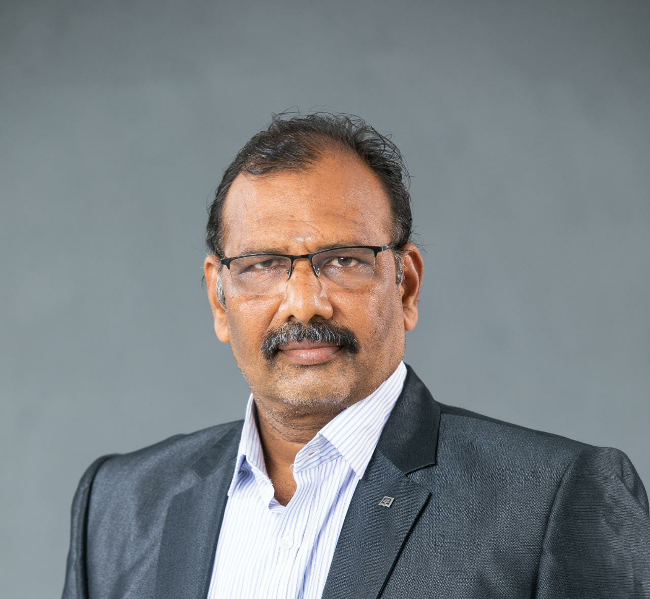 Dr R. Azhagumurugan