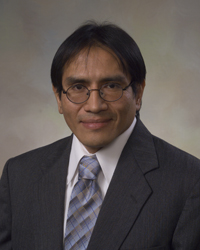 Dr. Julio Urbina