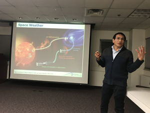 Dr. Julio Urbina