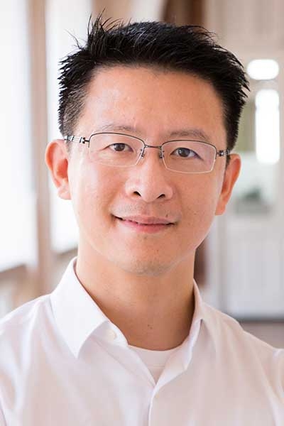 Kaibin Huang