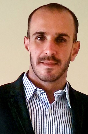 Dr. Alejandro Llanes